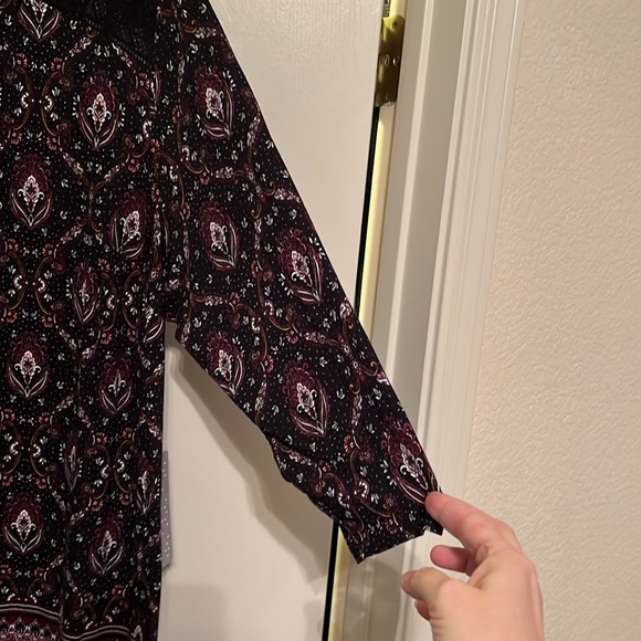 Top - Picture 4 of 9